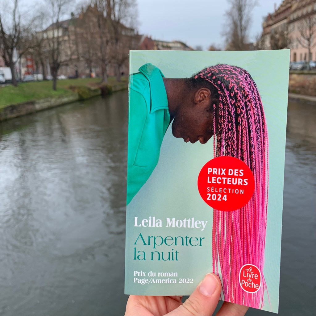 La nuit arrache Kiara à l&rsquo;enfance.